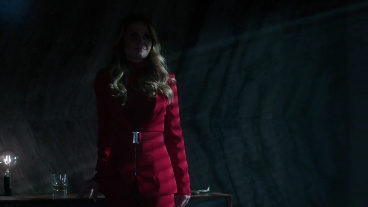 Charmed-Online-dot-nl_Charmed-1x20Ambush02119.jpg
