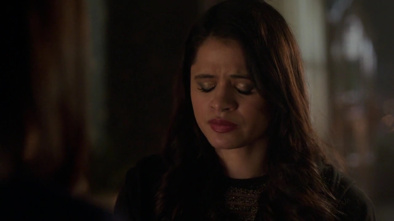 Charmed-Online-dot-nl_Charmed-1x20Ambush02239.jpg