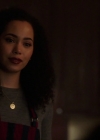 Charmed-Online-dot-nl_Charmed-1x20Ambush02322.jpg