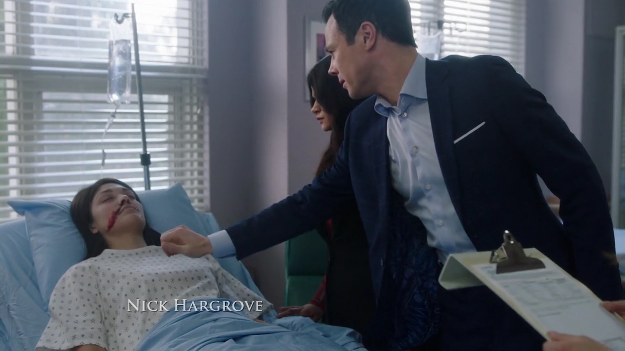 Charmed-Online-dot-nl_Charmed-1x21RedRain00219.jpg