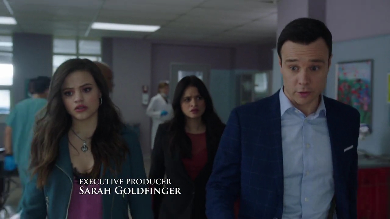 Charmed-Online-dot-nl_Charmed-1x21RedRain00315.jpg