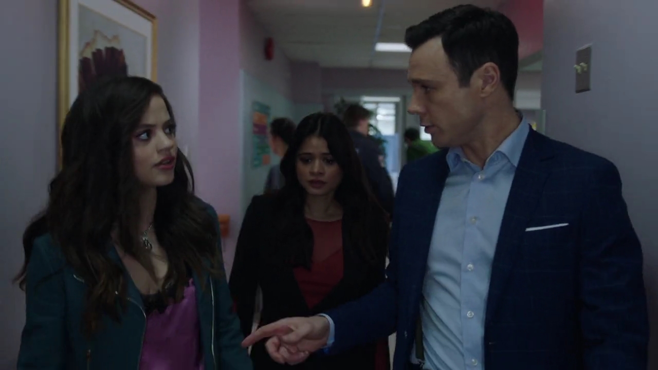 Charmed-Online-dot-nl_Charmed-1x21RedRain00325.jpg