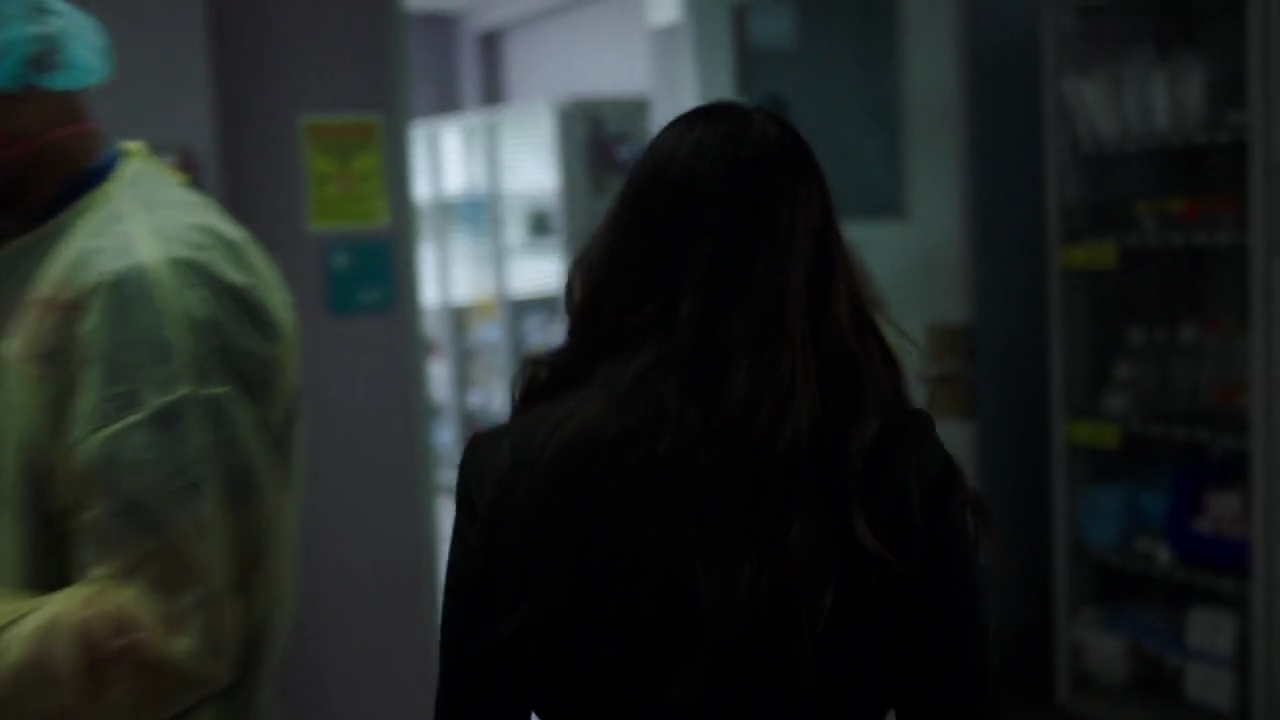 Charmed-Online-dot-nl_Charmed-1x21RedRain00666.jpg