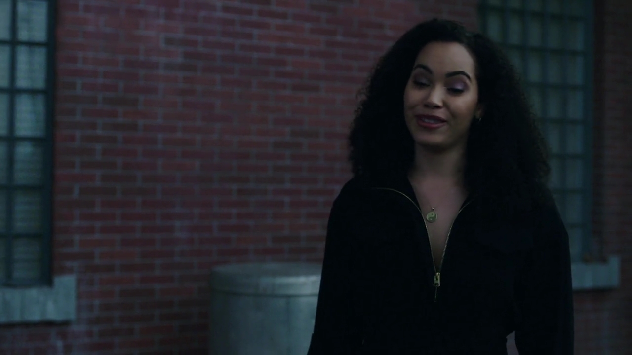 Charmed-Online-dot-nl_Charmed-1x21RedRain01255.jpg