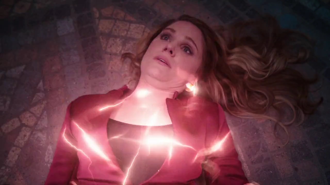 Charmed-Online-dot-nl_Charmed-1x21RedRain01340.jpg
