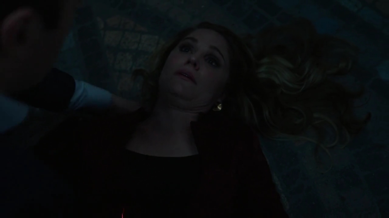 Charmed-Online-dot-nl_Charmed-1x21RedRain01342.jpg