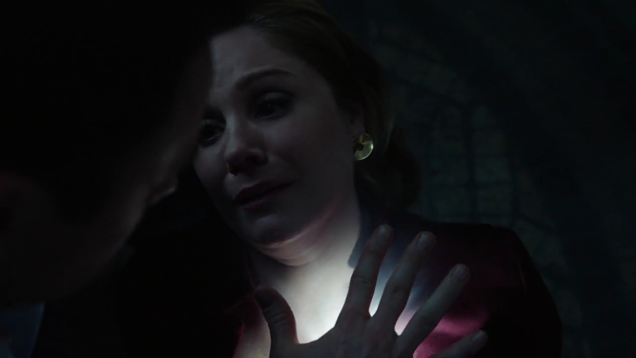 Charmed-Online-dot-nl_Charmed-1x21RedRain01350.jpg
