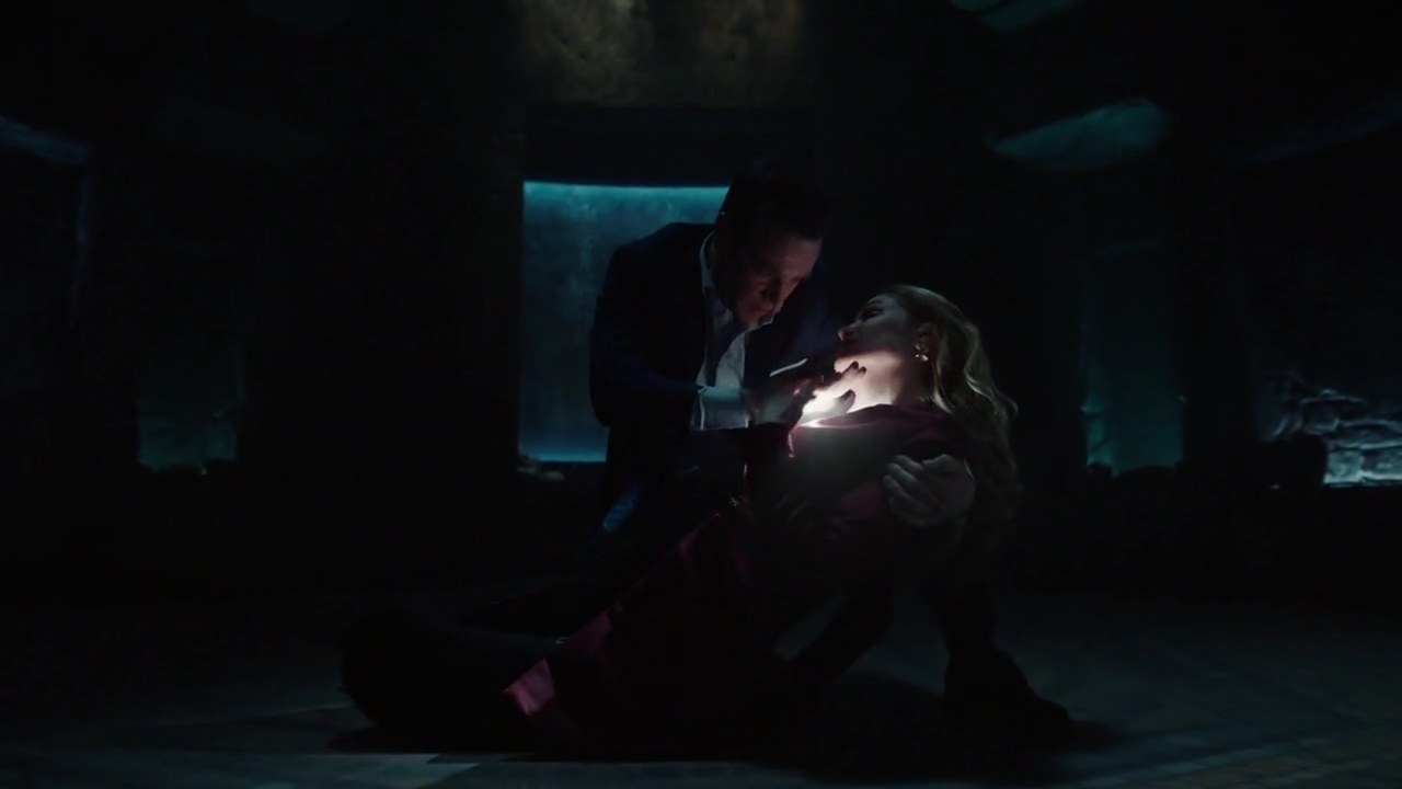 Charmed-Online-dot-nl_Charmed-1x21RedRain01359.jpg