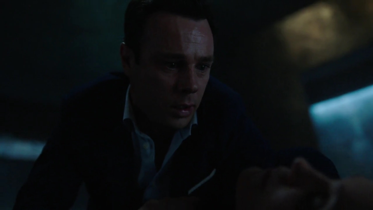 Charmed-Online-dot-nl_Charmed-1x21RedRain01379.jpg