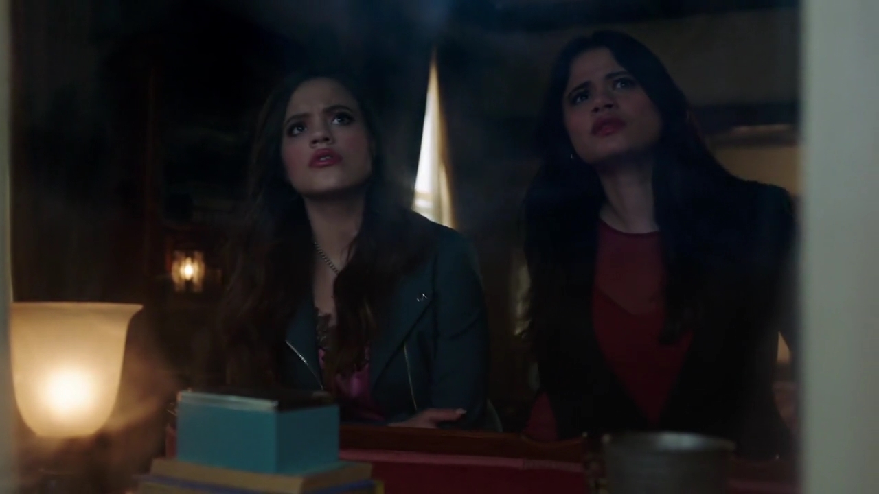 Charmed-Online-dot-nl_Charmed-1x21RedRain01398.jpg
