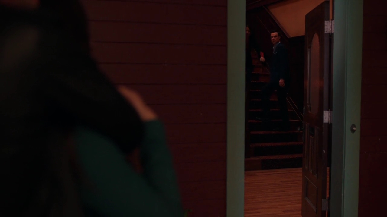 Charmed-Online-dot-nl_Charmed-1x21RedRain01498.jpg