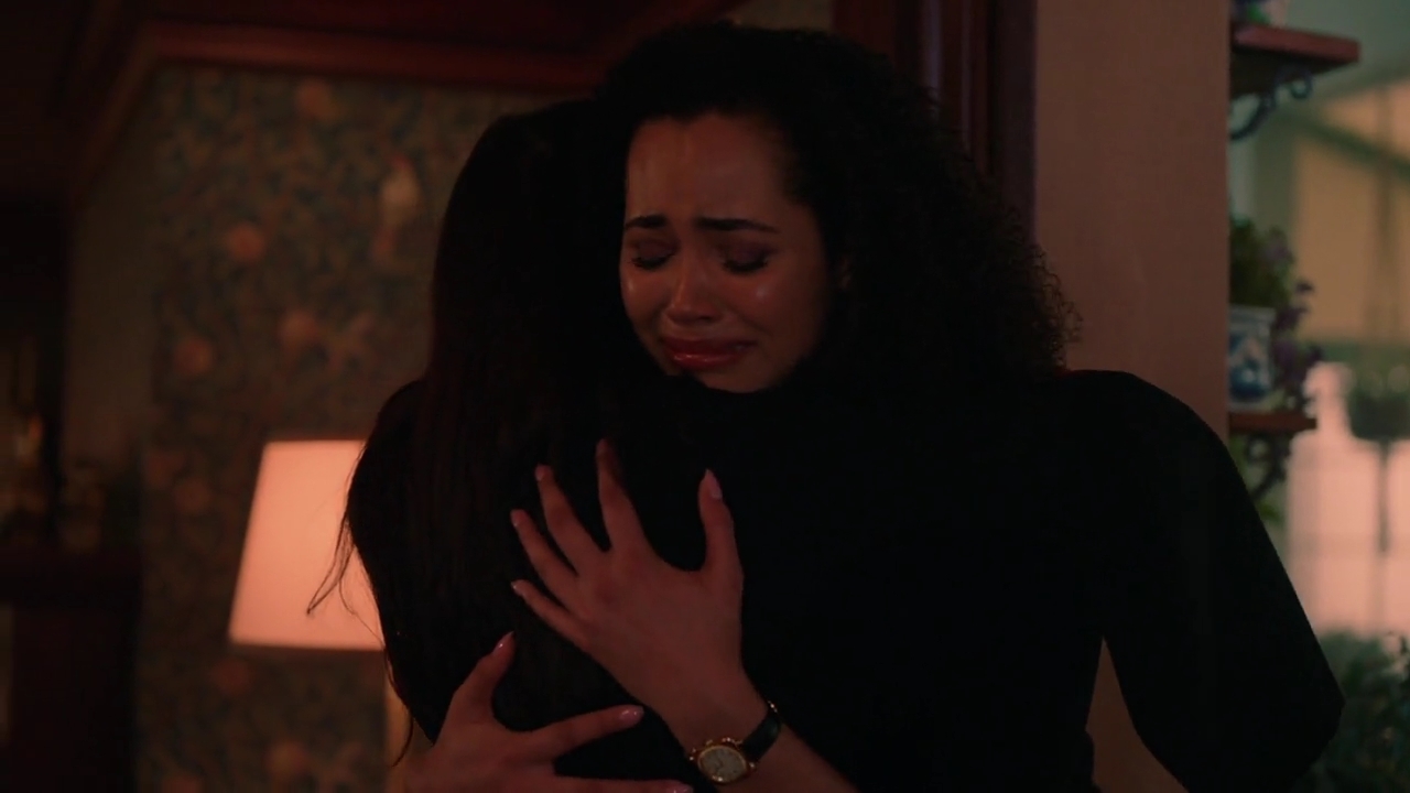 Charmed-Online-dot-nl_Charmed-1x21RedRain01688.jpg