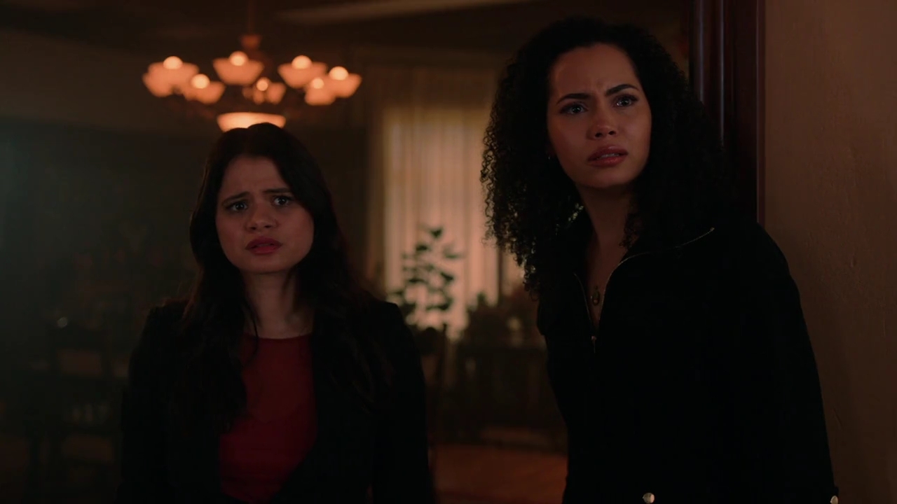 Charmed-Online-dot-nl_Charmed-1x21RedRain01704.jpg
