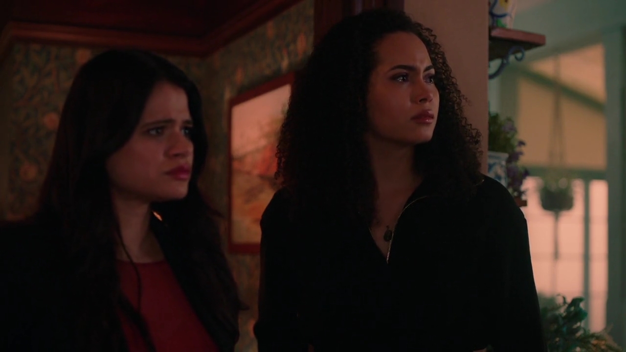 Charmed-Online-dot-nl_Charmed-1x21RedRain01717.jpg