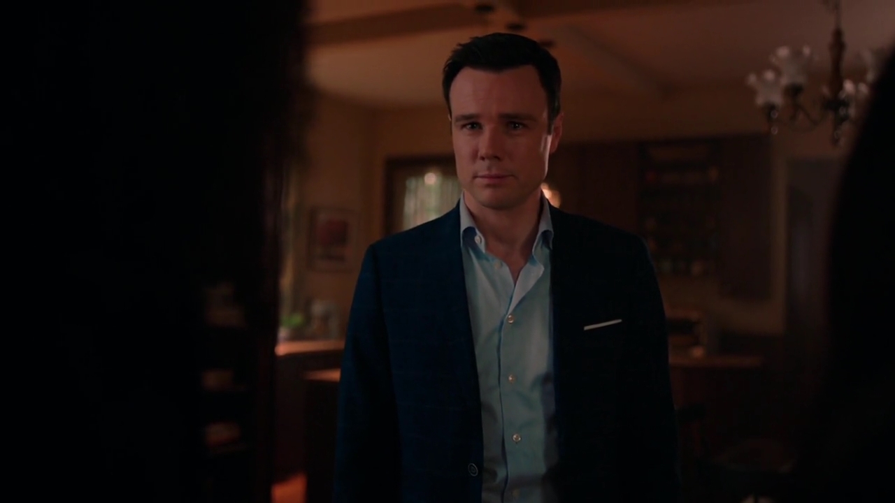Charmed-Online-dot-nl_Charmed-1x21RedRain01736.jpg