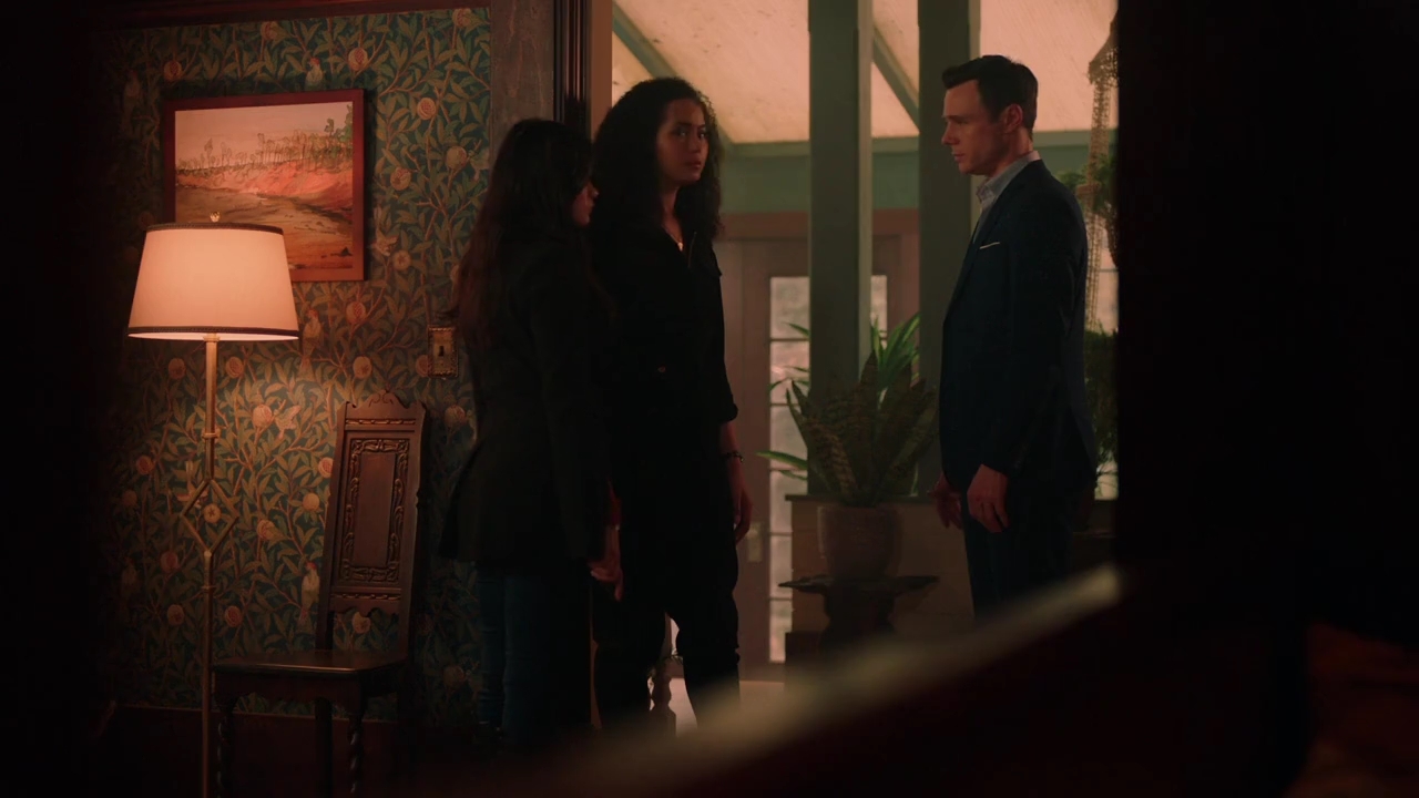 Charmed-Online-dot-nl_Charmed-1x21RedRain01741.jpg