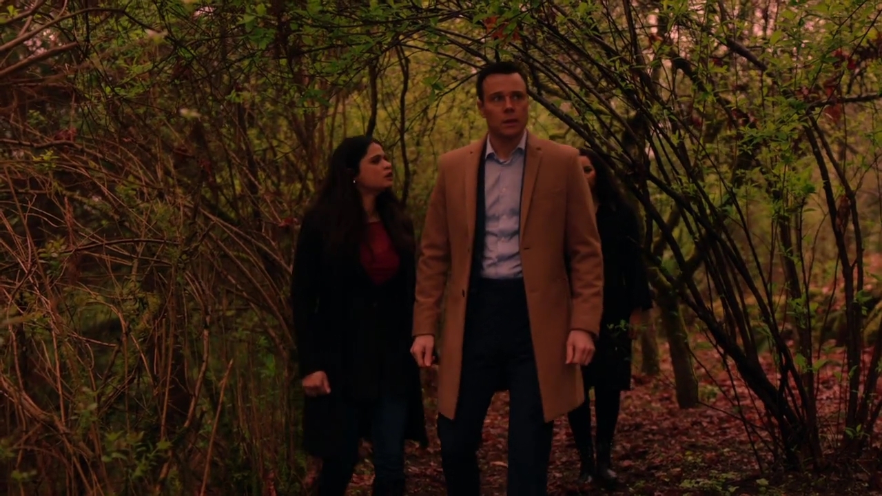 Charmed-Online-dot-nl_Charmed-1x21RedRain01789.jpg