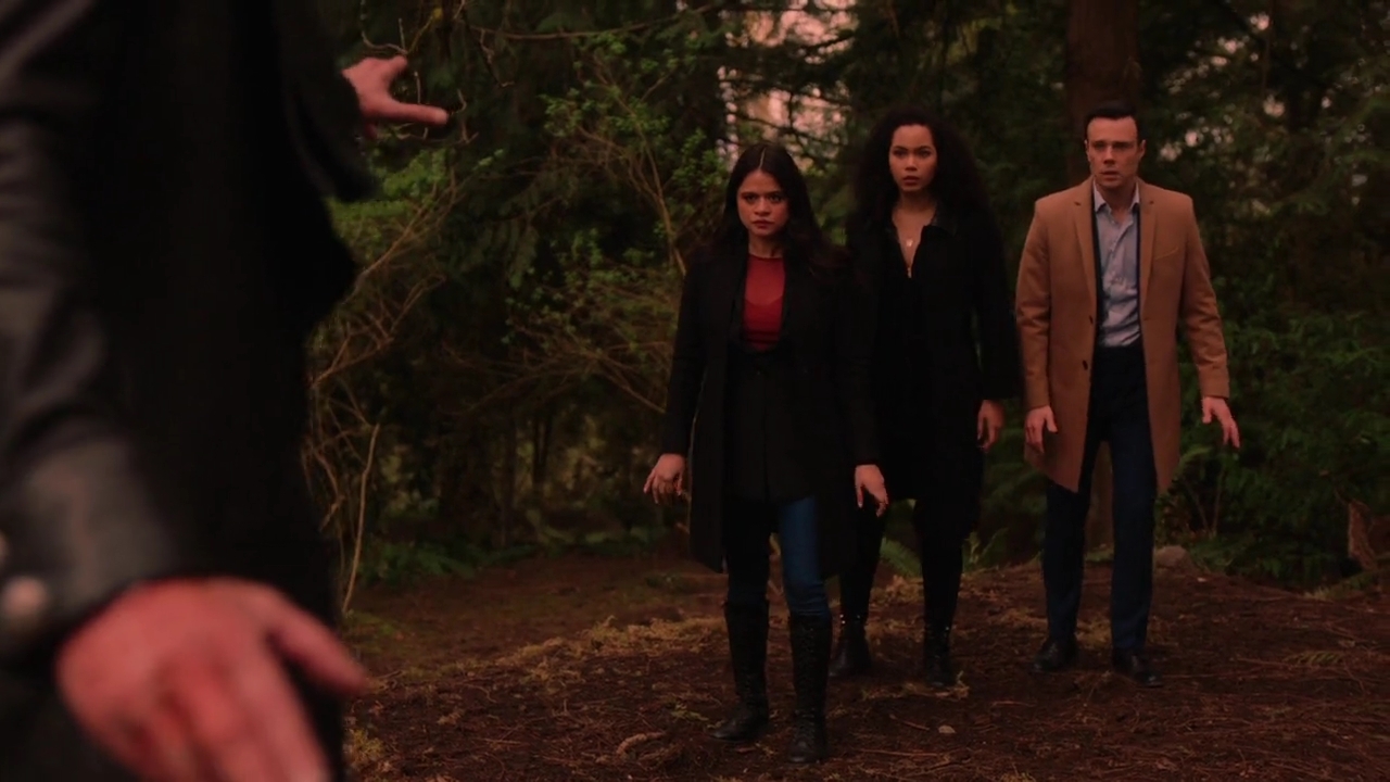 Charmed-Online-dot-nl_Charmed-1x21RedRain01825.jpg Charmed-Online-dot-nl_Charmed-1x21RedRain01825.jpg