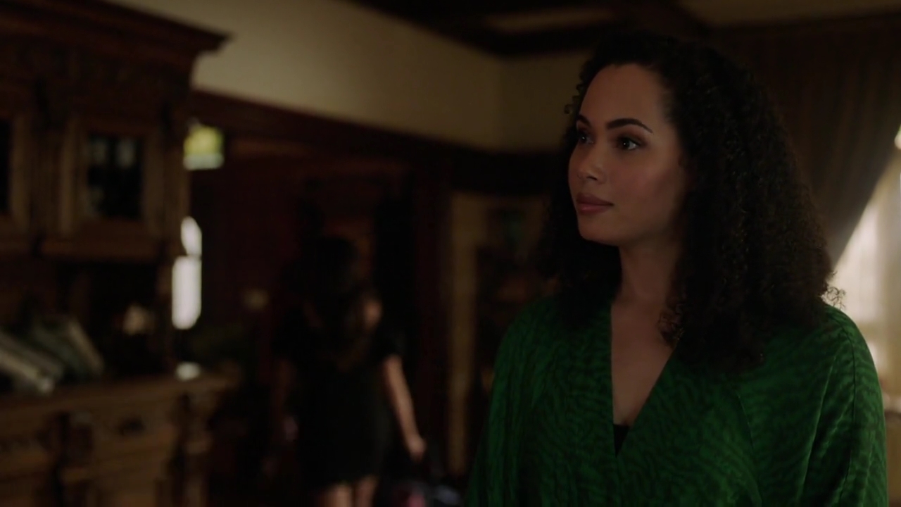 Charmed-Online-dot-nl_Charmed-1x22TheSourceAwakens00303.jpg