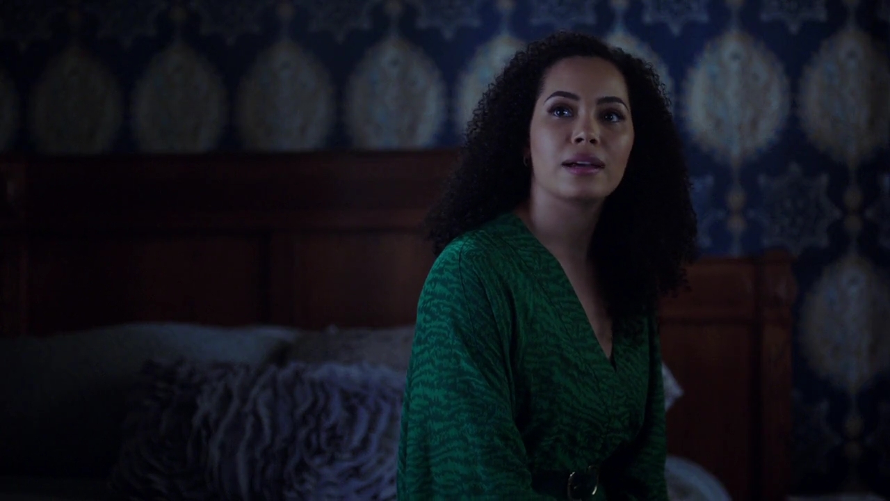 Charmed-Online-dot-nl_Charmed-1x22TheSourceAwakens00510.jpg