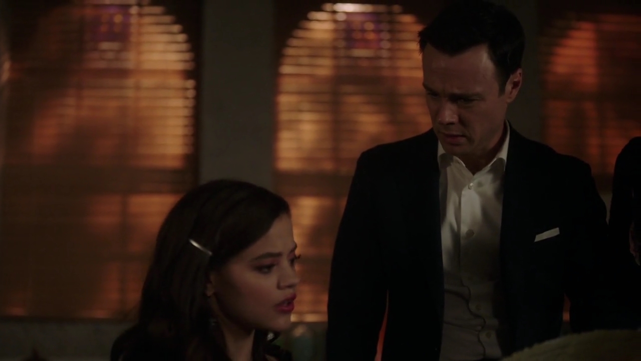 Charmed-Online-dot-nl_Charmed-1x22TheSourceAwakens00611.jpg