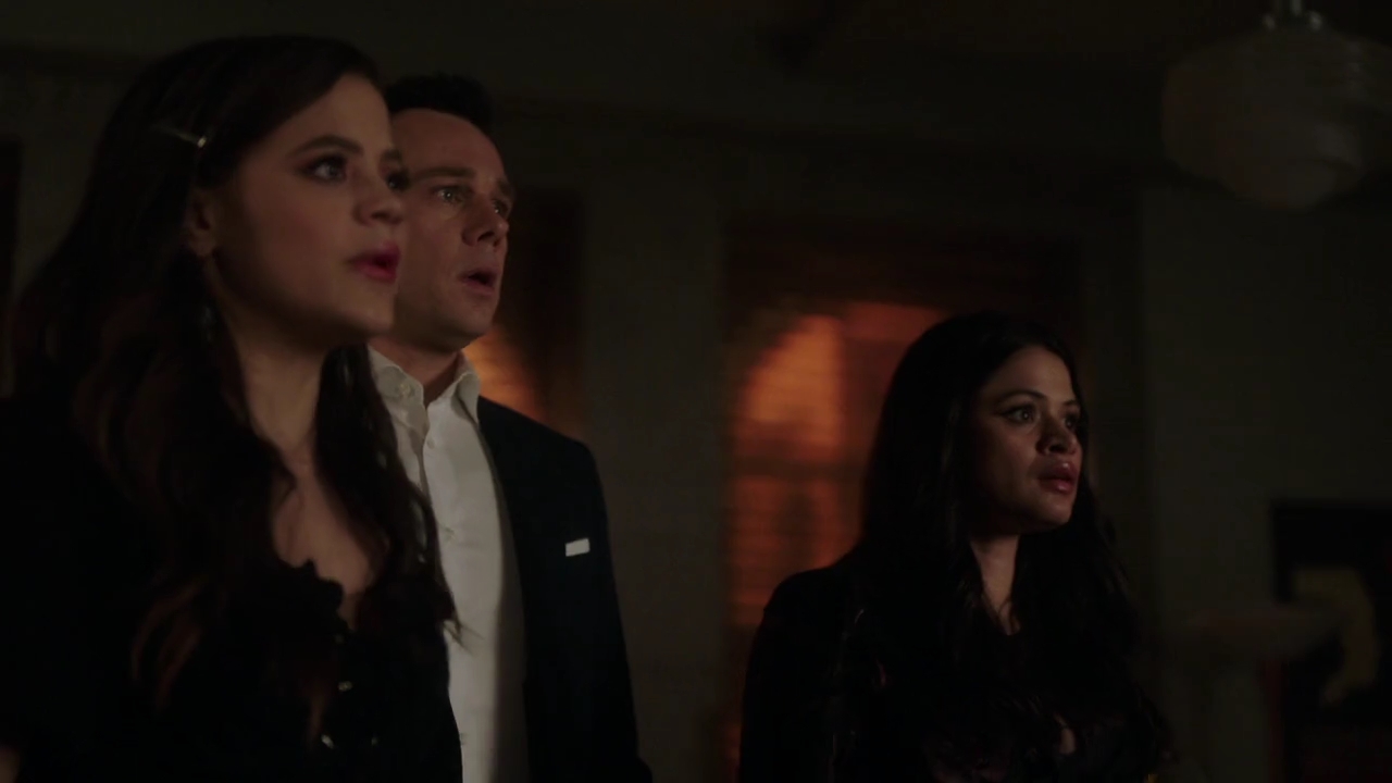 Charmed-Online-dot-nl_Charmed-1x22TheSourceAwakens00619.jpg Charmed-Online-dot-nl_Charmed-1x22TheSourceAwakens00619.jpg