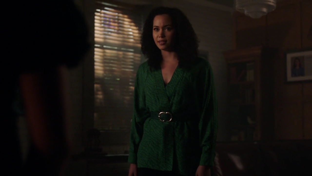 Charmed-Online-dot-nl_Charmed-1x22TheSourceAwakens00653.jpg