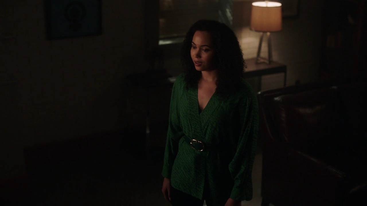 Charmed-Online-dot-nl_Charmed-1x22TheSourceAwakens00667.jpg
