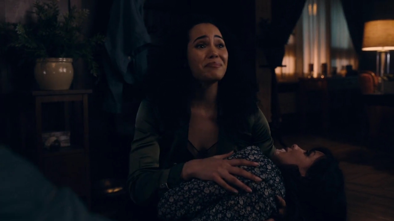 Charmed-Online-dot-nl_Charmed-1x22TheSourceAwakens00728.jpg