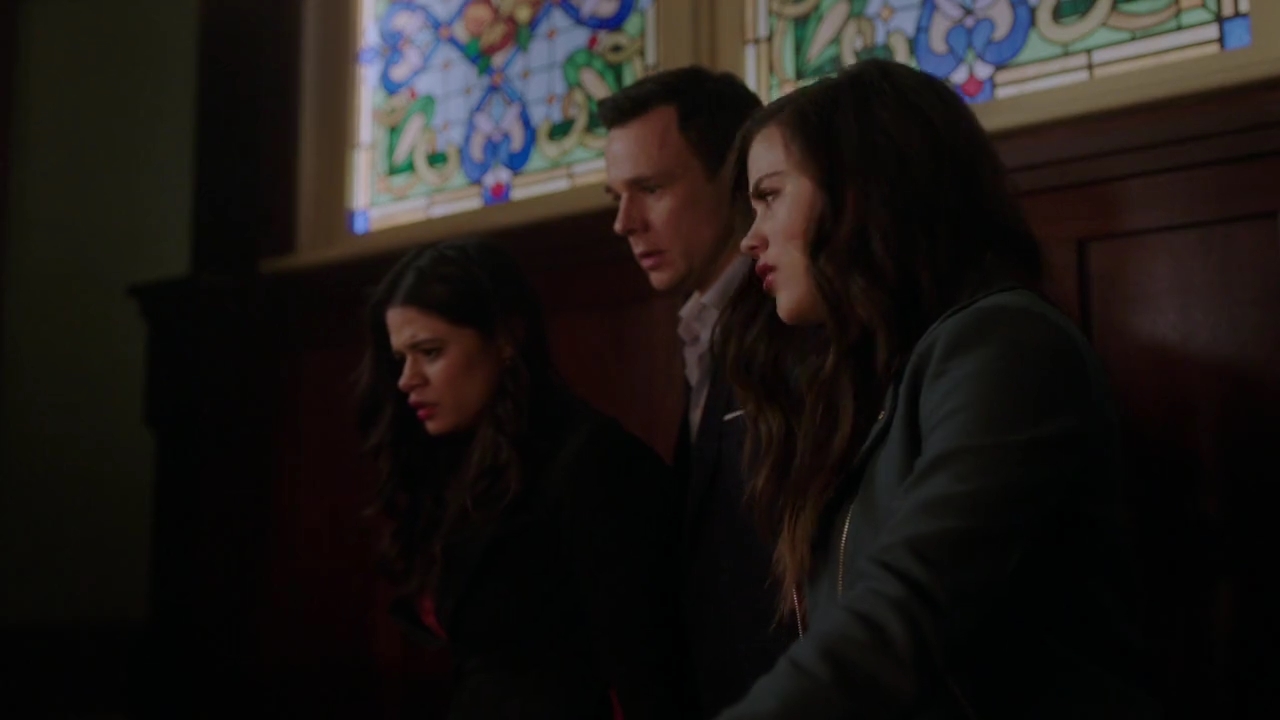 Charmed-Online-dot-nl_Charmed-1x22TheSourceAwakens01682.jpg