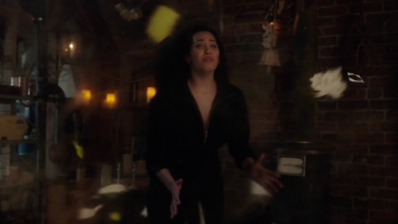 Charmed-Online-dot-nl_Charmed-1x22TheSourceAwakens01778.jpg