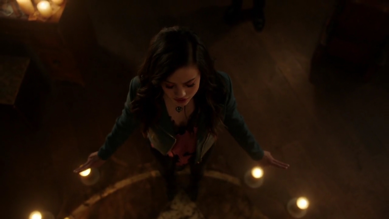 Charmed-Online-dot-nl_Charmed-1x22TheSourceAwakens01957.jpg Charmed-Online-dot-nl_Charmed-1x22TheSourceAwakens01957.jpg