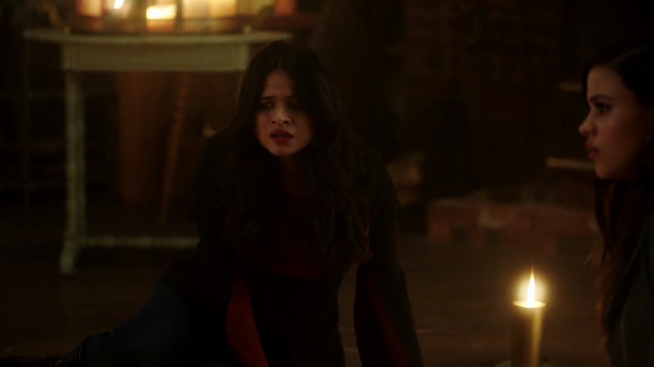 Charmed-Online-dot-nl_Charmed-1x22TheSourceAwakens02009.jpg