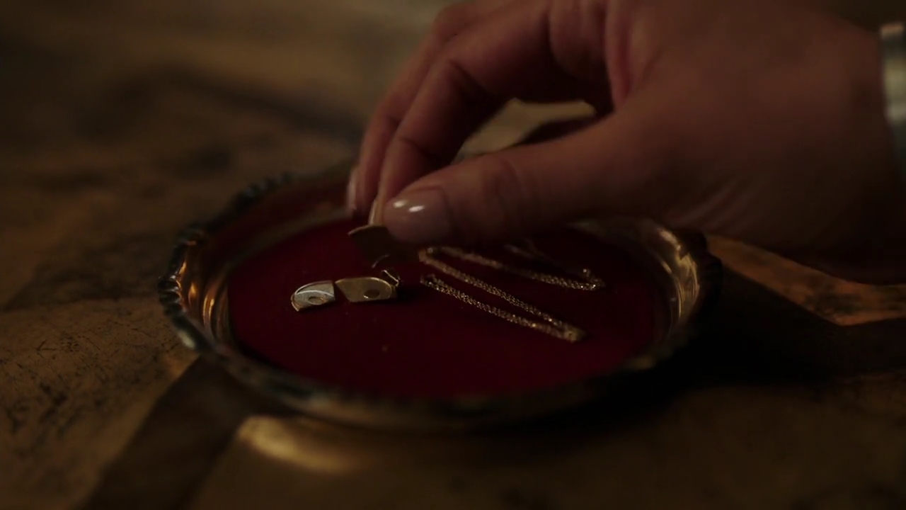 Charmed-Online-dot-nl_Charmed-1x22TheSourceAwakens02012.jpg