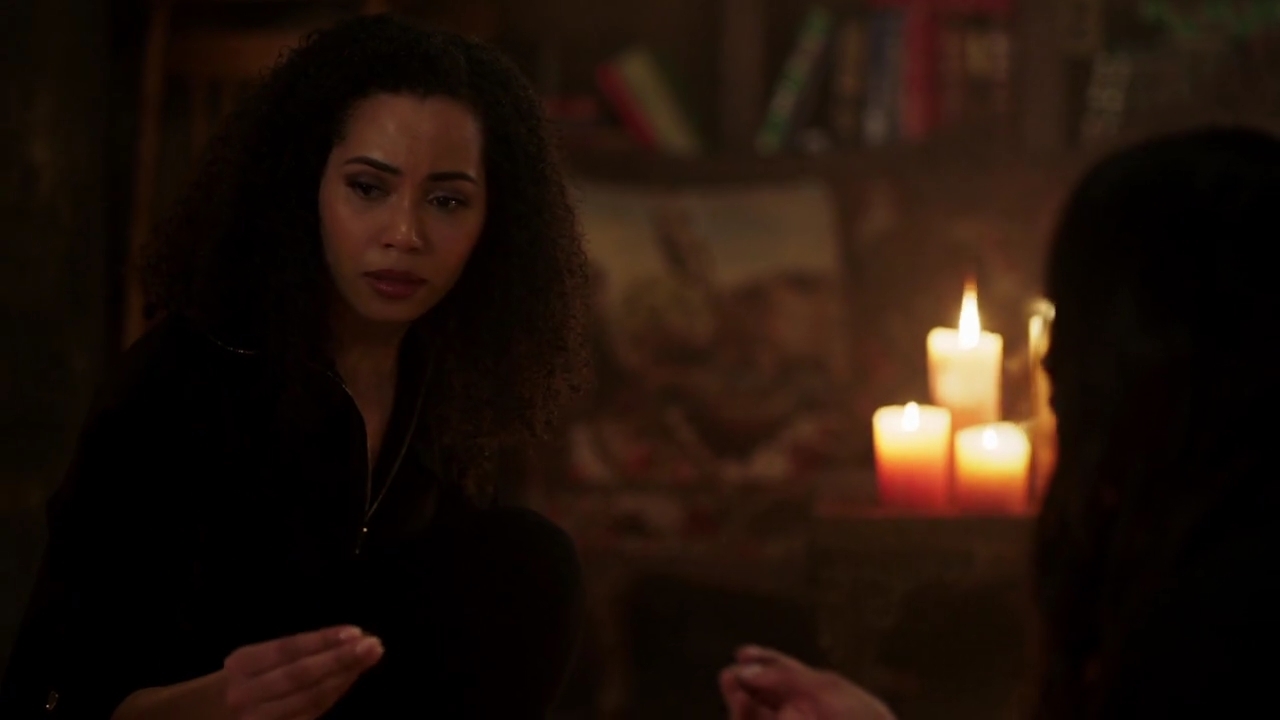 Charmed-Online-dot-nl_Charmed-1x22TheSourceAwakens02031.jpg