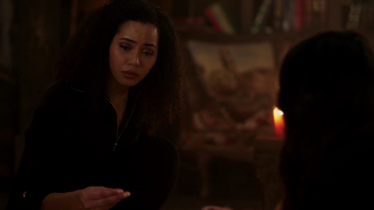 Charmed-Online-dot-nl_Charmed-1x22TheSourceAwakens02039.jpg