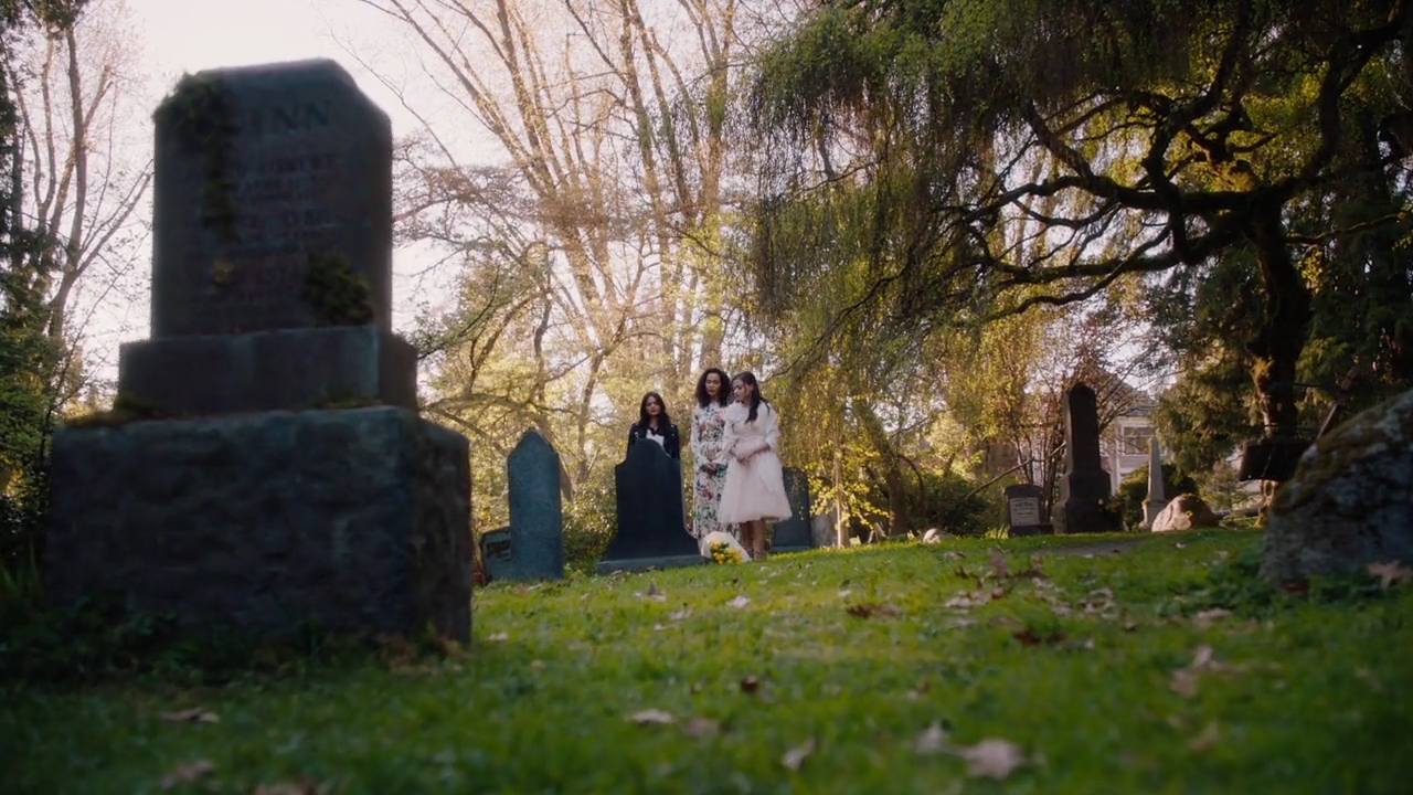 Charmed-Online-dot-nl_Charmed-1x22TheSourceAwakens02054.jpg