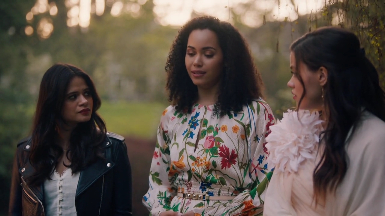 Charmed-Online-dot-nl_Charmed-1x22TheSourceAwakens02095.jpg