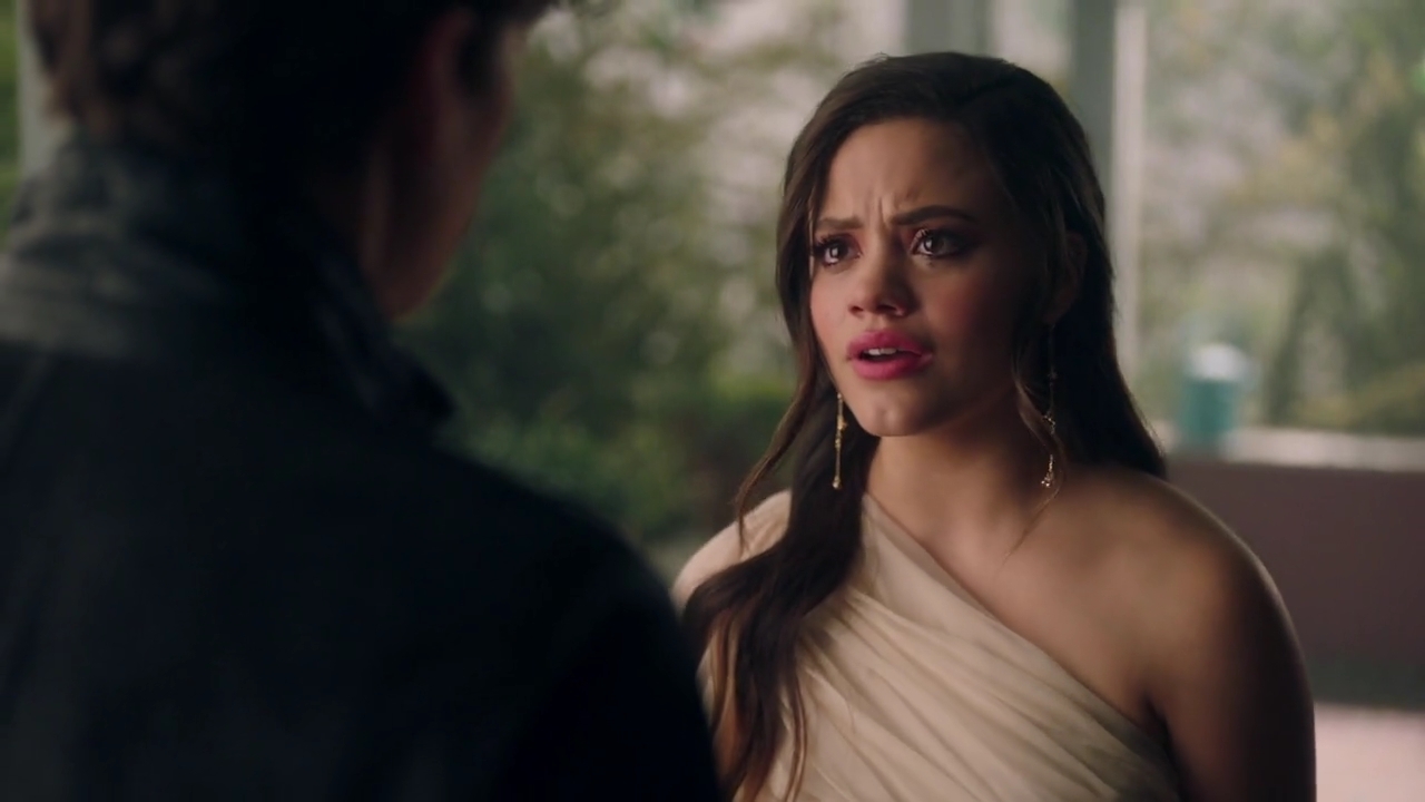 Charmed-Online-dot-nl_Charmed-1x22TheSourceAwakens02256.jpg