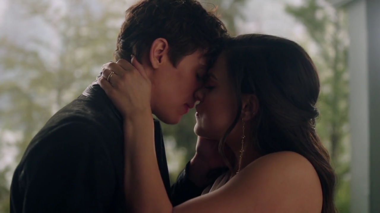 Charmed-Online-dot-nl_Charmed-1x22TheSourceAwakens02306.jpg