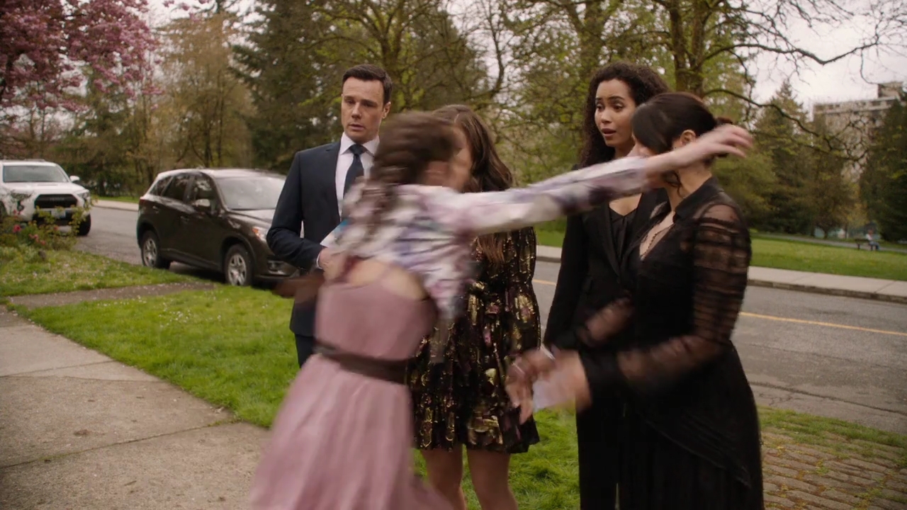 Charmed-Online-dot-nl_Charmed-1x22TheSourceAwakens02353.jpg Charmed-Online-dot-nl_Charmed-1x22TheSourceAwakens02353.jpg