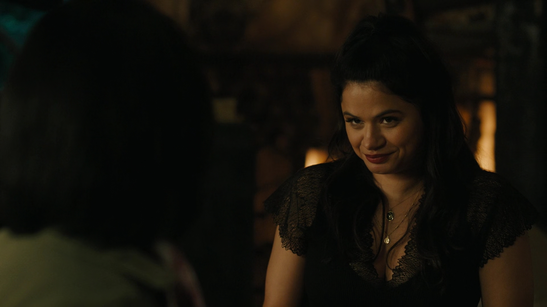Charmed-Online-dot-nl_Charmed2x01-SafeSpace00383.jpg