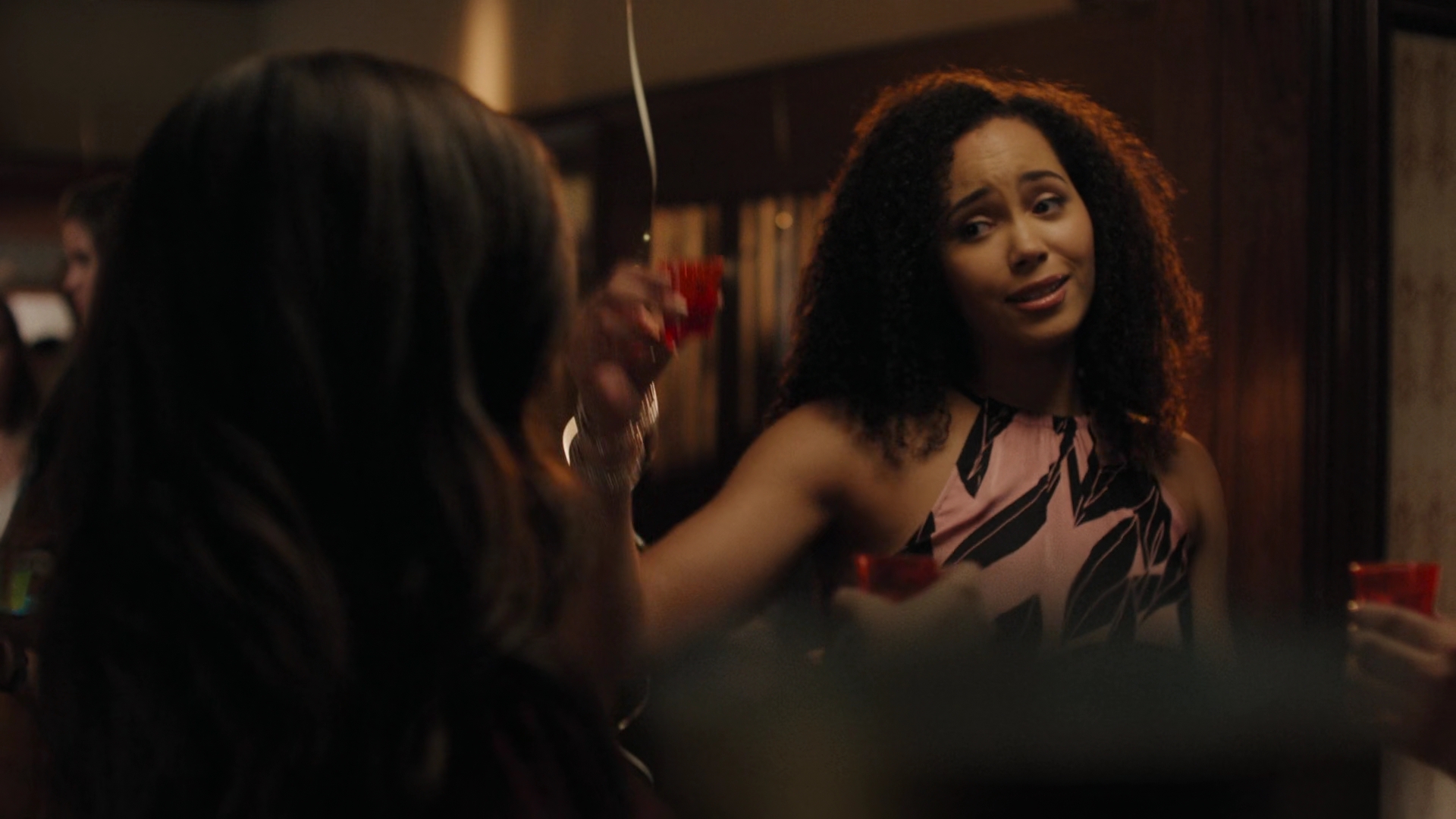 Charmed-Online-dot-nl_Charmed2x01-SafeSpace00475.jpg