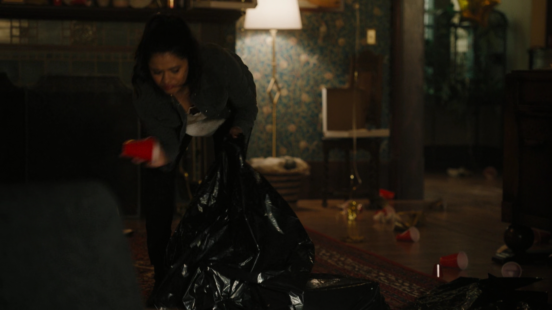 Charmed-Online-dot-nl_Charmed2x01-SafeSpace00506.jpg