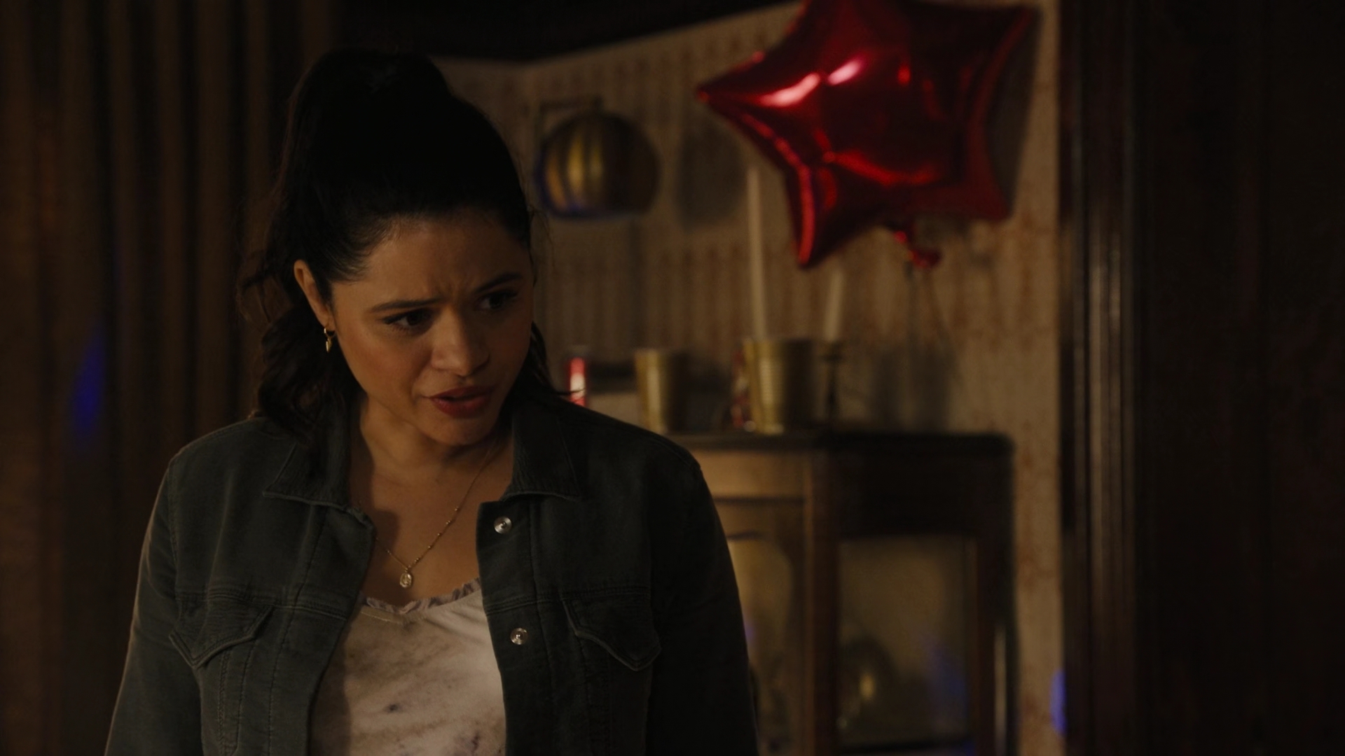 Charmed-Online-dot-nl_Charmed2x01-SafeSpace00552.jpg