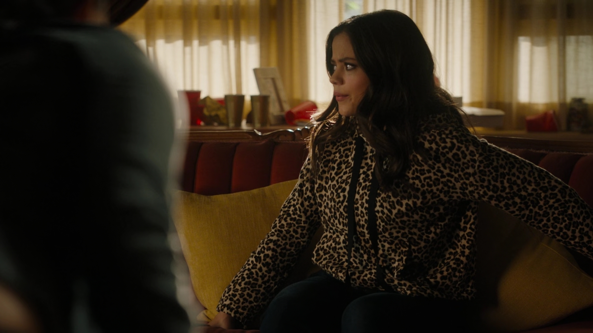 Charmed-Online-dot-nl_Charmed2x01-SafeSpace00583.jpg