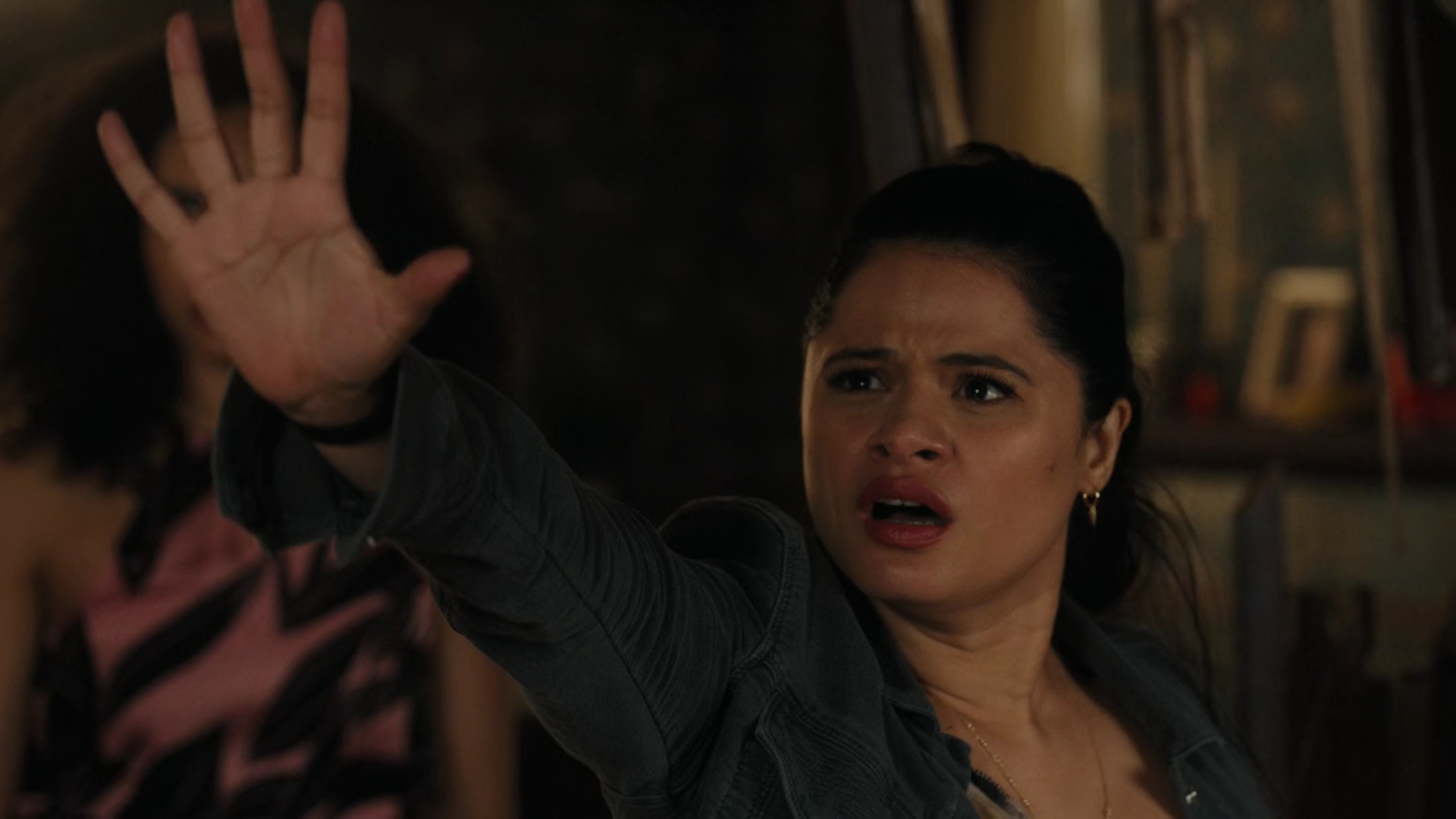 Charmed-Online-dot-nl_Charmed2x01-SafeSpace00618.jpg