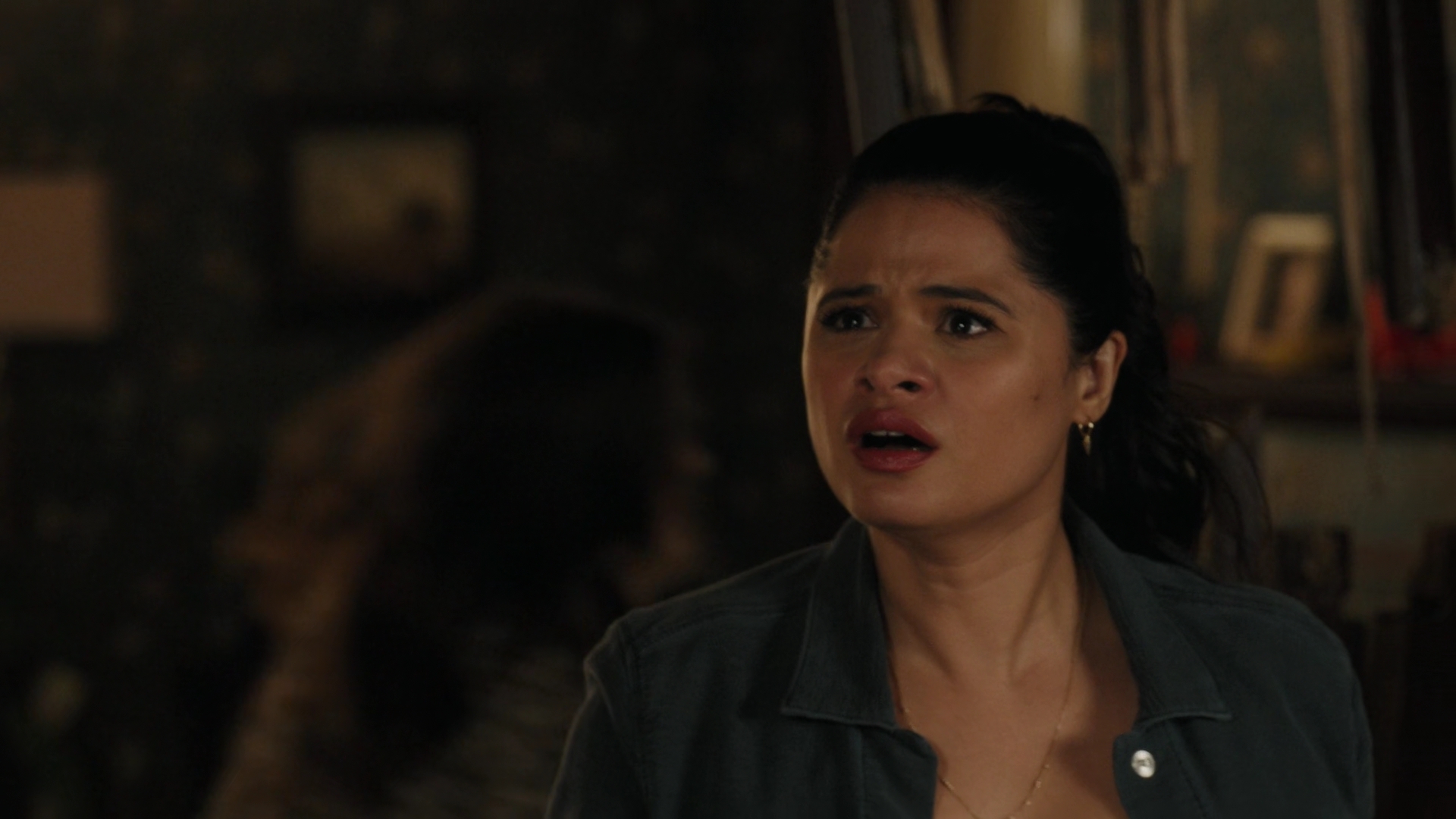 Charmed-Online-dot-nl_Charmed2x01-SafeSpace00621.jpg