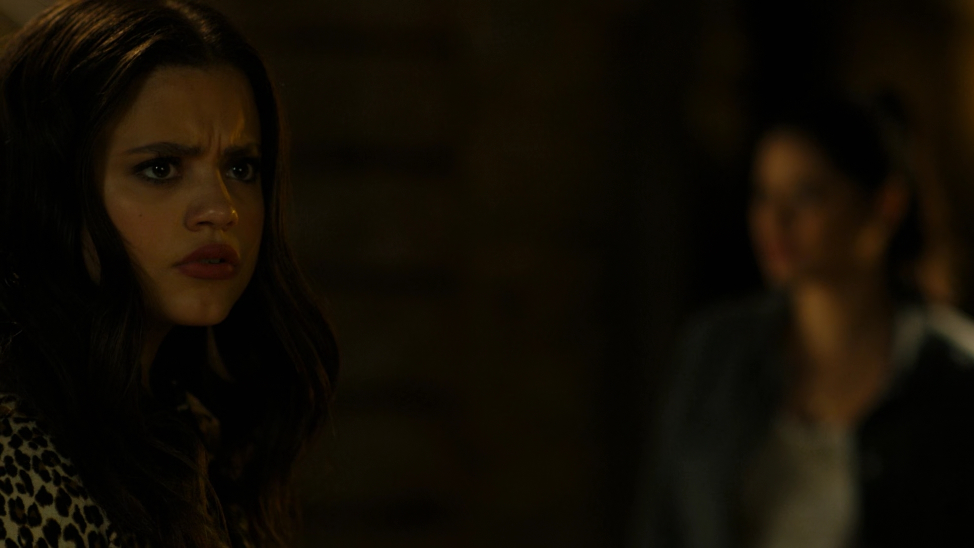 Charmed-Online-dot-nl_Charmed2x01-SafeSpace00855.jpg