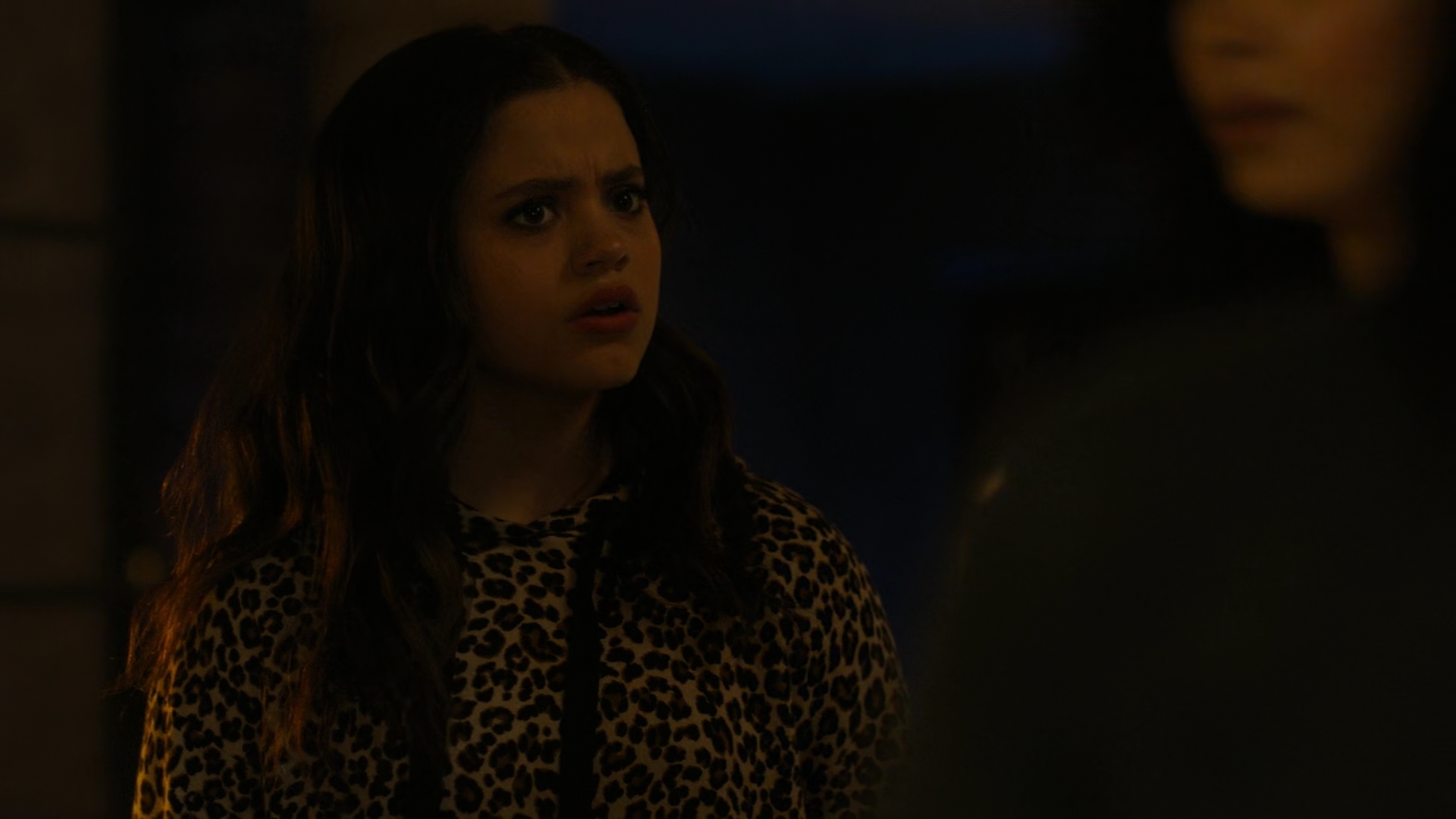 Charmed-Online-dot-nl_Charmed2x01-SafeSpace00859.jpg